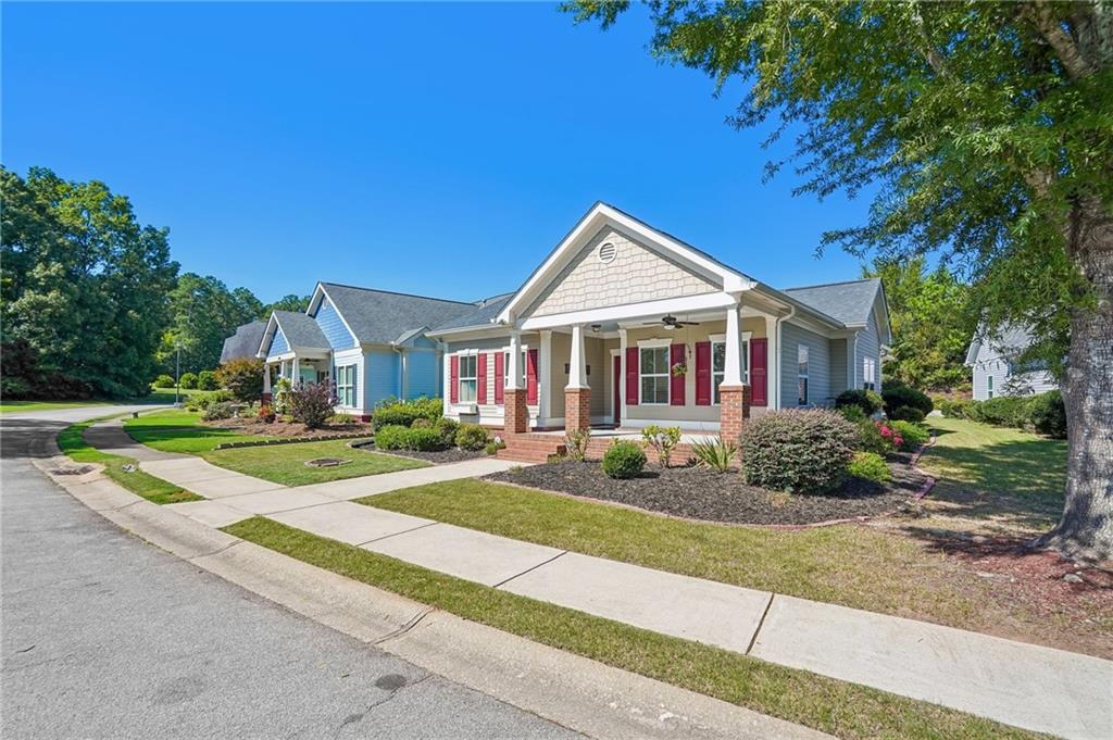 155 Pratt Drive Property Photo 3