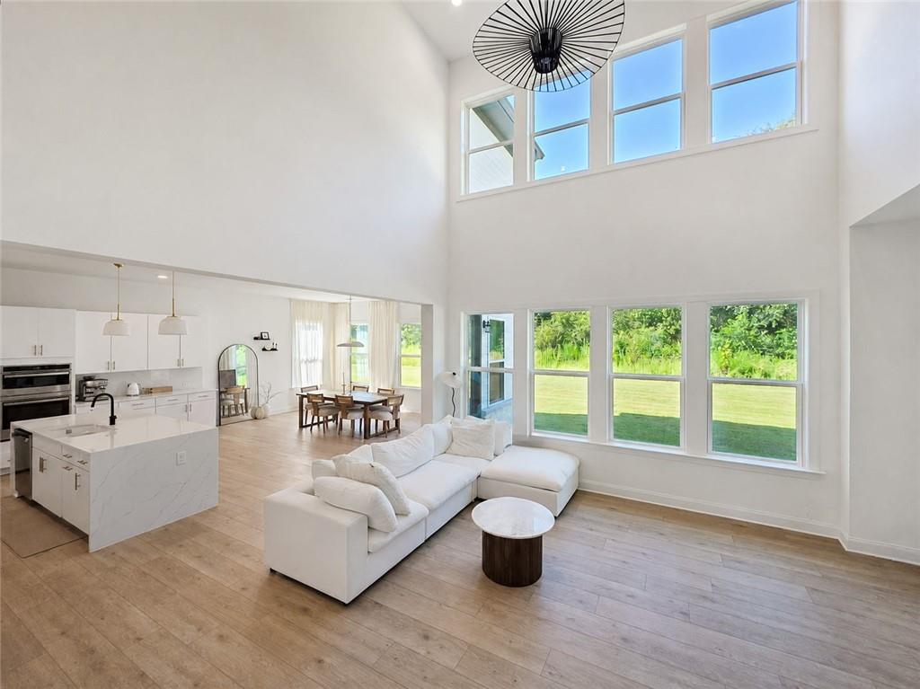 2979 Longbush Lane Property Photo 10
