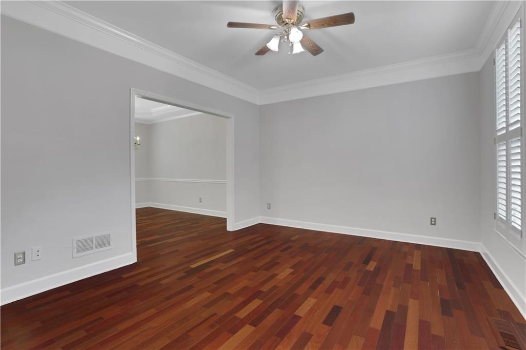 2395 Devon Leigh Walk Property Photo 3