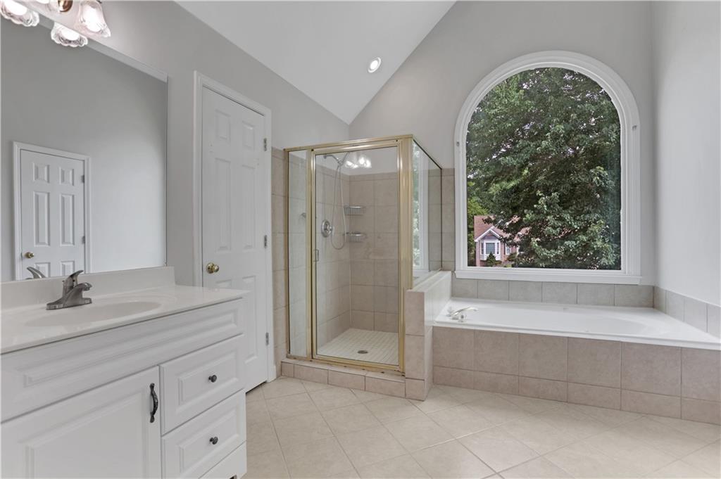 2395 Devon Leigh Walk Property Photo 29