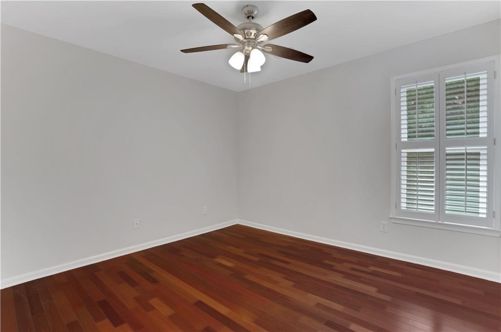 2395 Devon Leigh Walk Property Photo 33