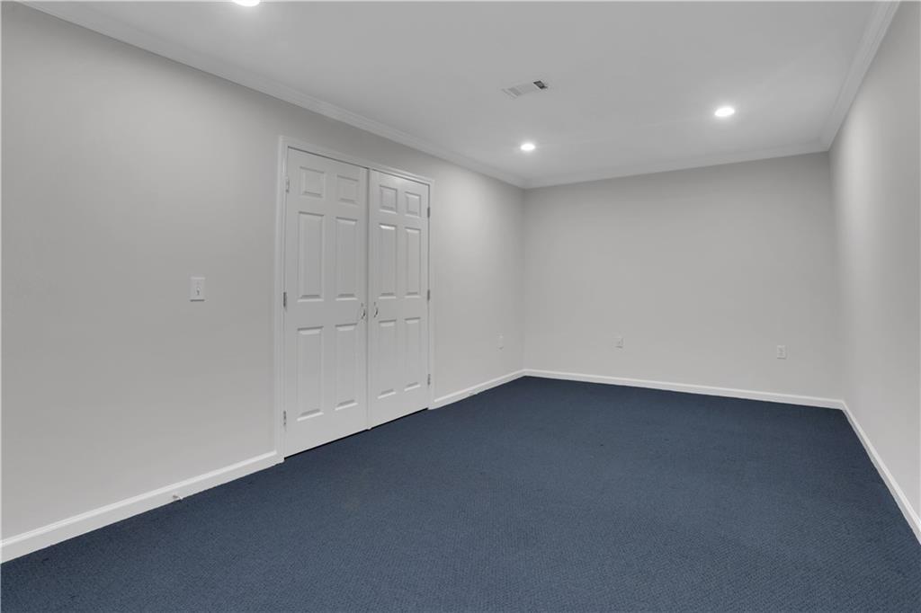 2395 Devon Leigh Walk Property Photo 41