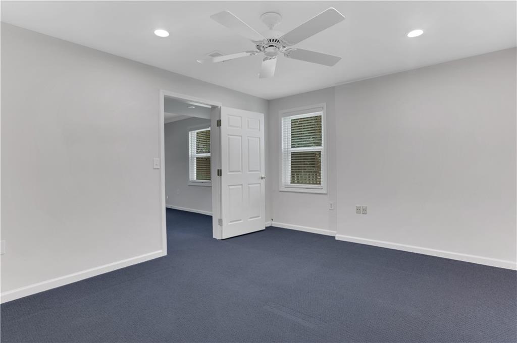 2395 Devon Leigh Walk Property Photo 43