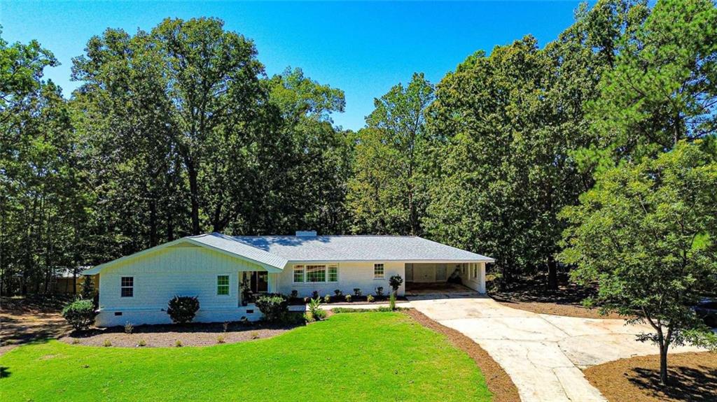 9640 Cedar Grove Road Property Photo 1