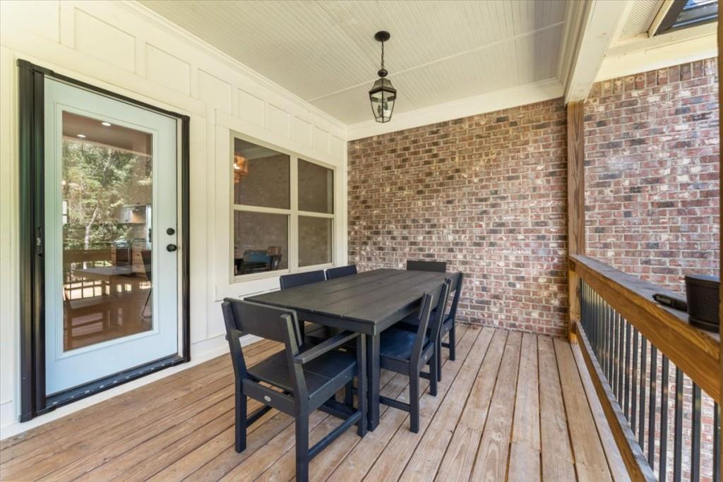 915 Pool Road Property Photo 24