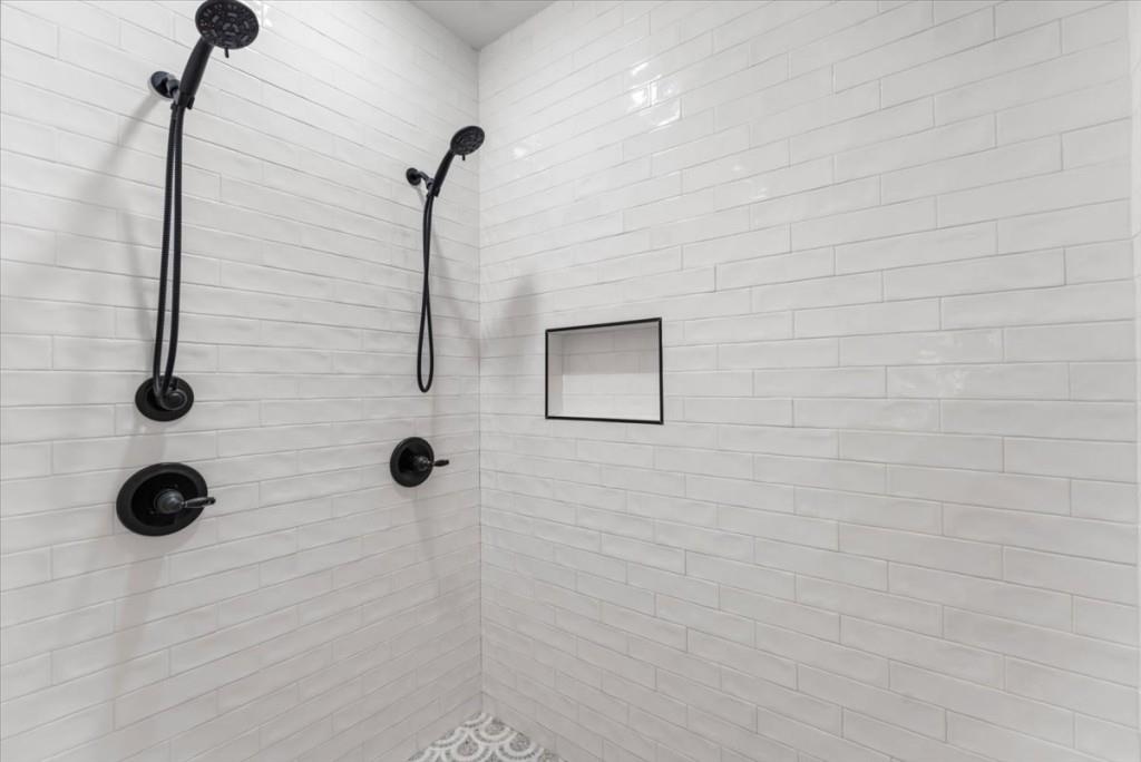 915 Pool Road Property Photo 32