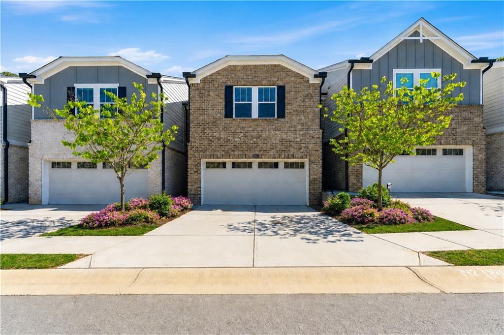 1665 Villageside Court Property Photo 1