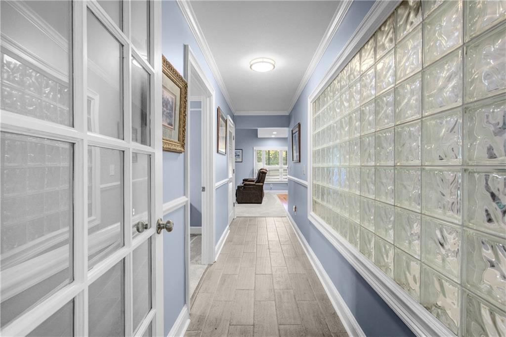215 Wessmanor Drive Property Photo 22