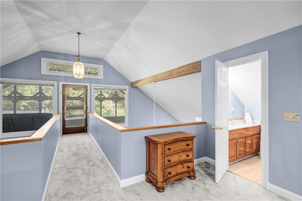 215 Wessmanor Drive Property Photo 31