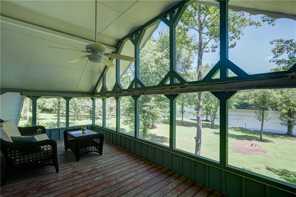 215 Wessmanor Drive Property Photo 34