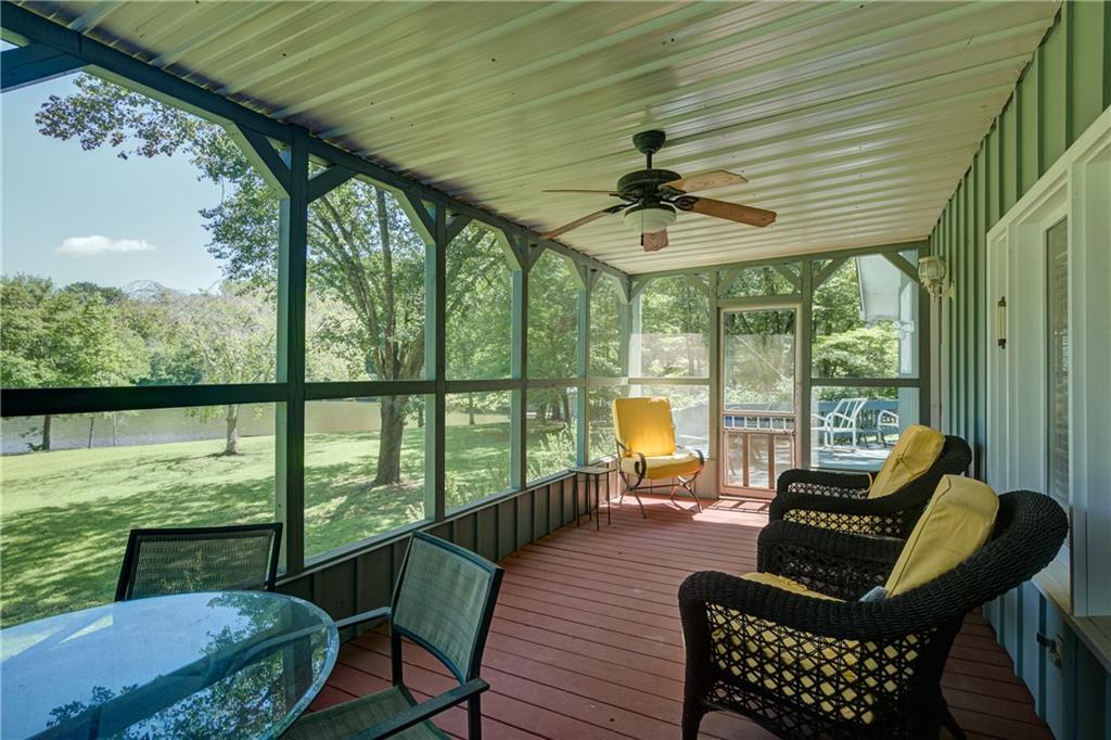 215 Wessmanor Drive Property Photo 36