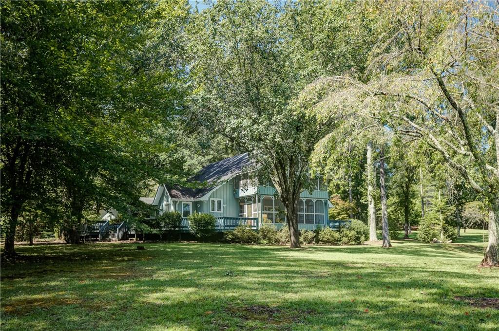 215 Wessmanor Drive Property Photo 38