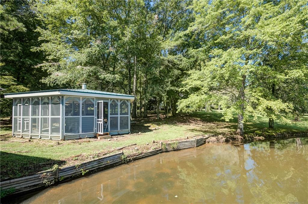 215 Wessmanor Drive Property Photo 41