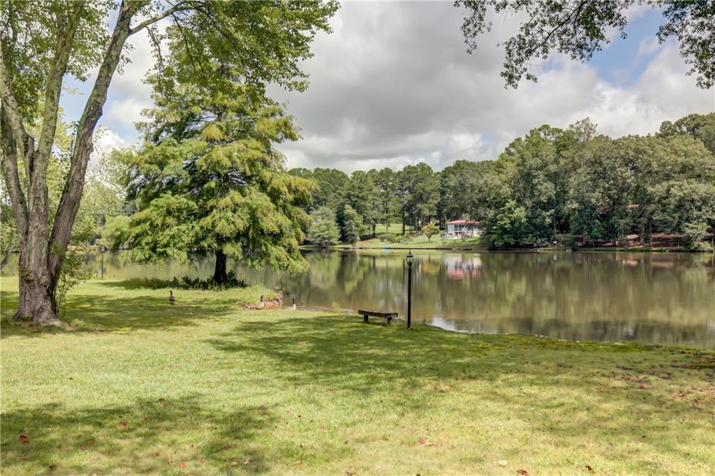 215 Wessmanor Drive Property Photo 44