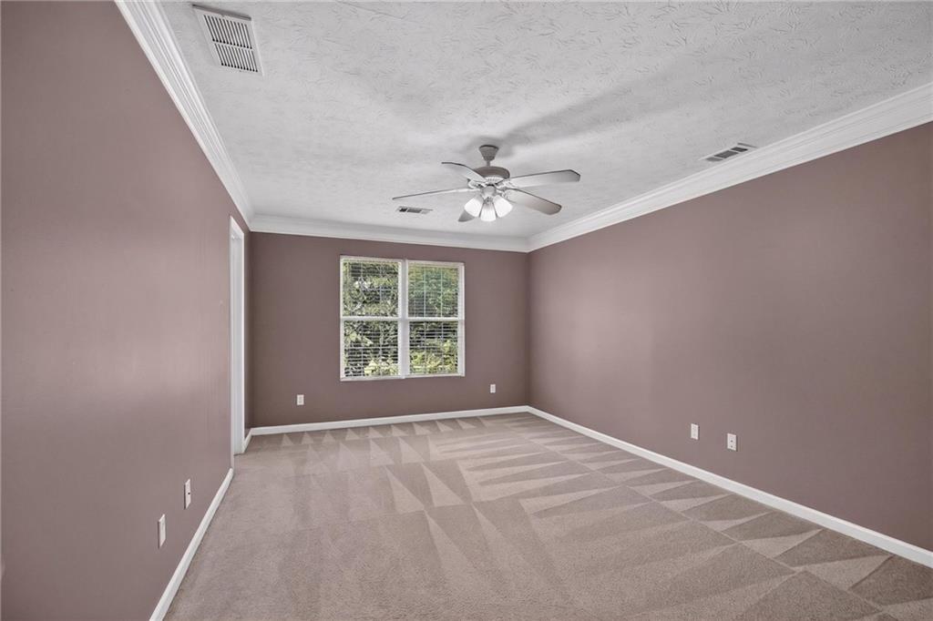 112 Governor Lane Property Photo 18