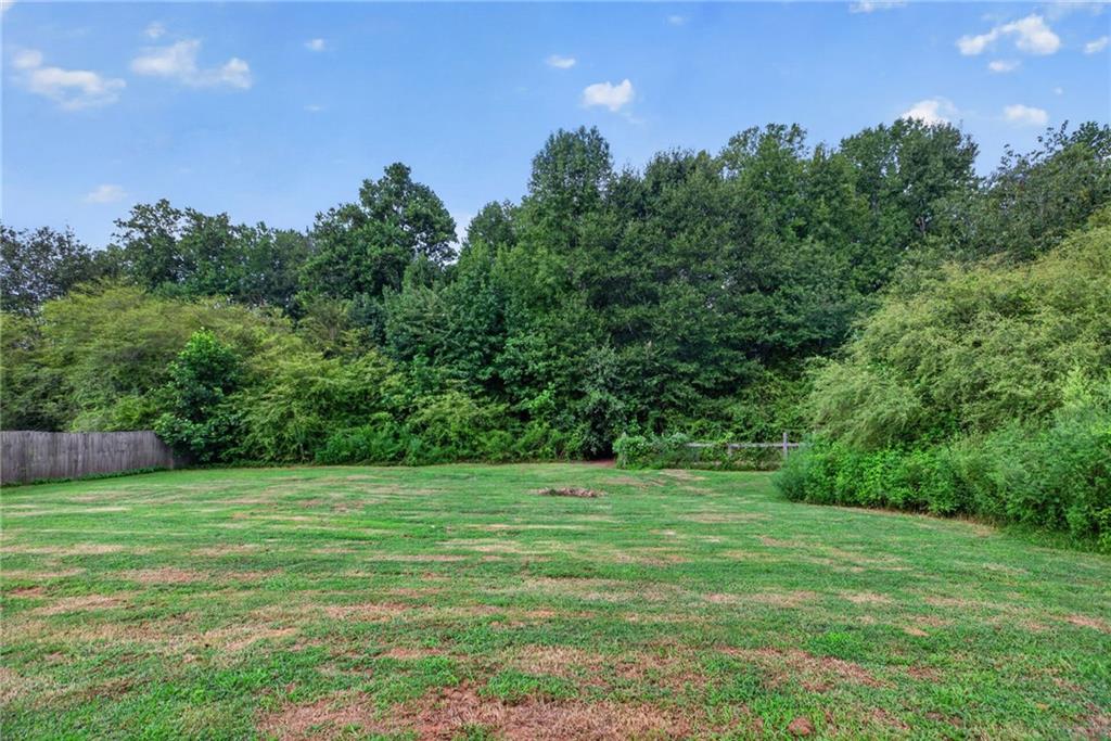 112 Governor Lane Property Photo 29