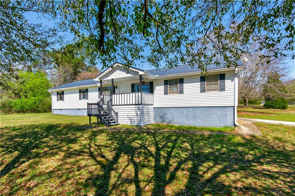 5 Hearthstone Drive Property Photo 2
