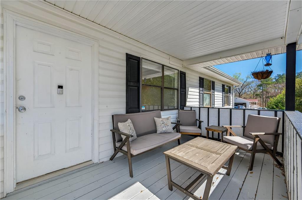 5 Hearthstone Drive Property Photo 4