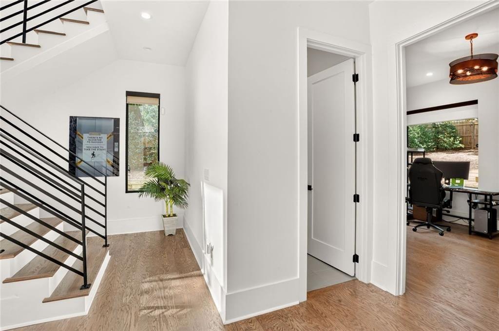 1192 Bernadette Lane Ne Property Photo 18