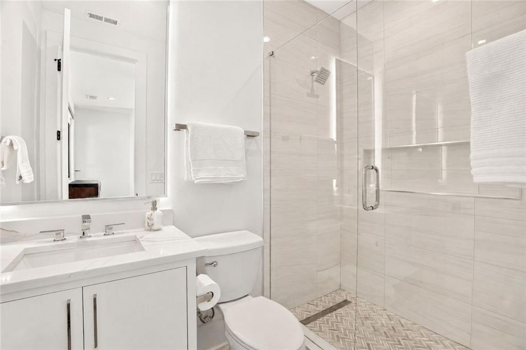 1192 Bernadette Lane Ne Property Photo 32