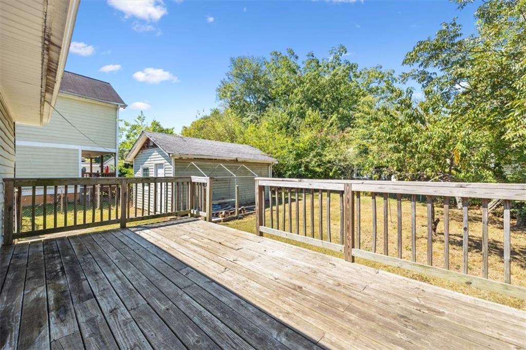 3101 E Point Property Photo 6