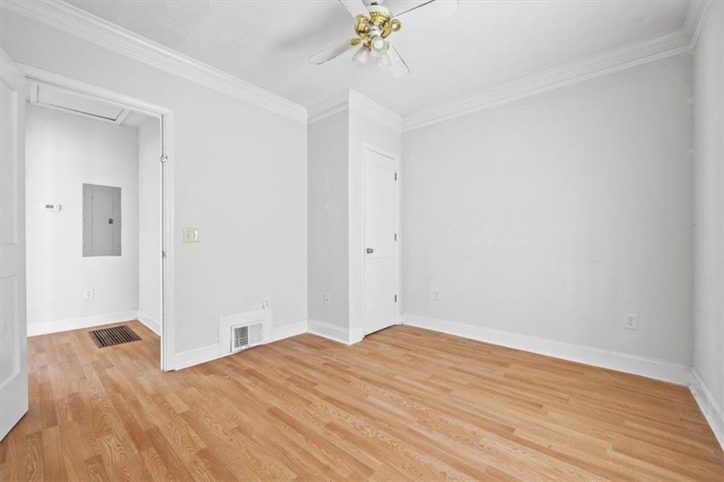 3101 E Point Property Photo 14