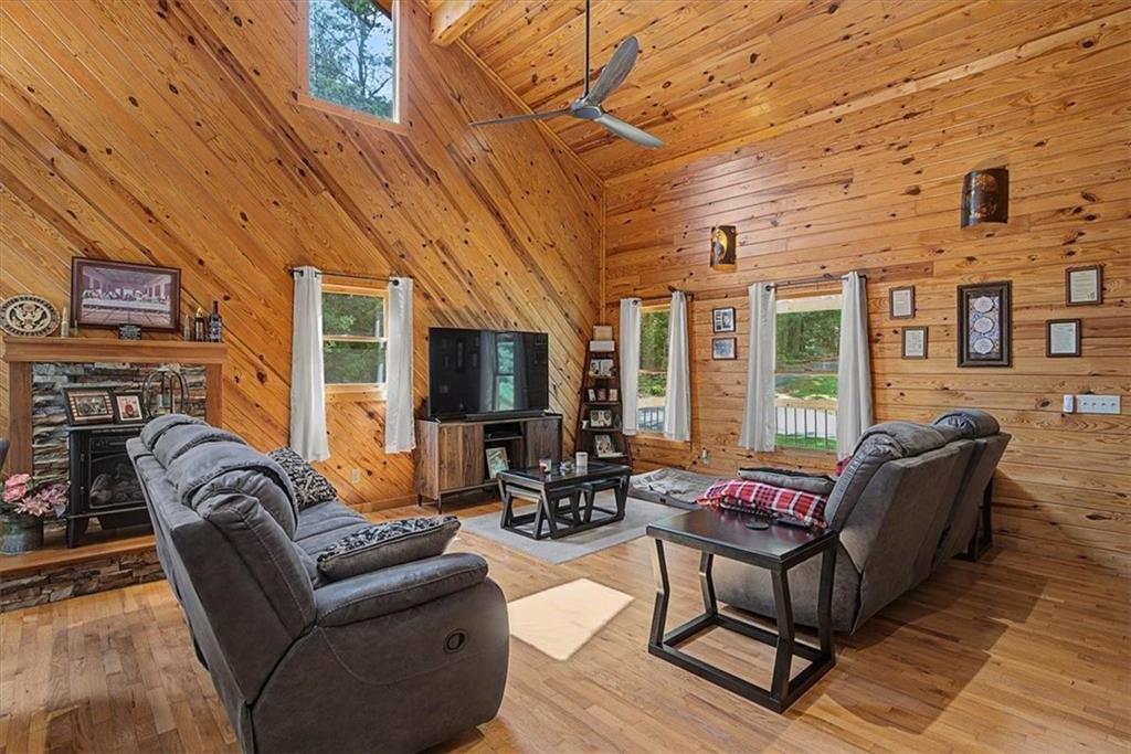 335 Dunn Road Property Photo 14