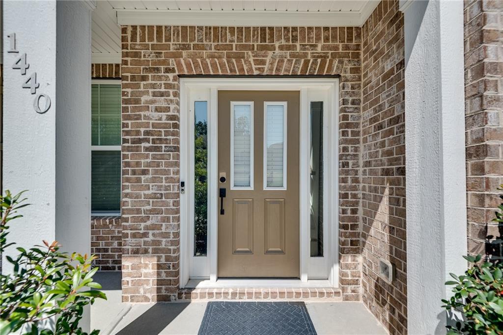 1440 Trident Maple Property Photo 2