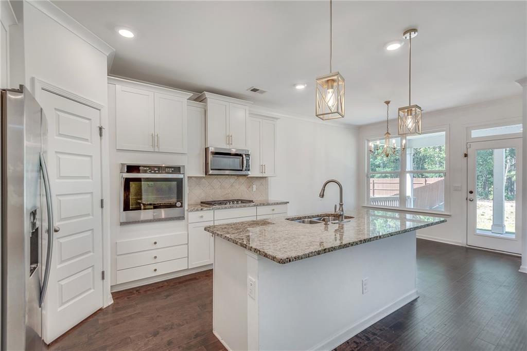 1440 Trident Maple Property Photo 15