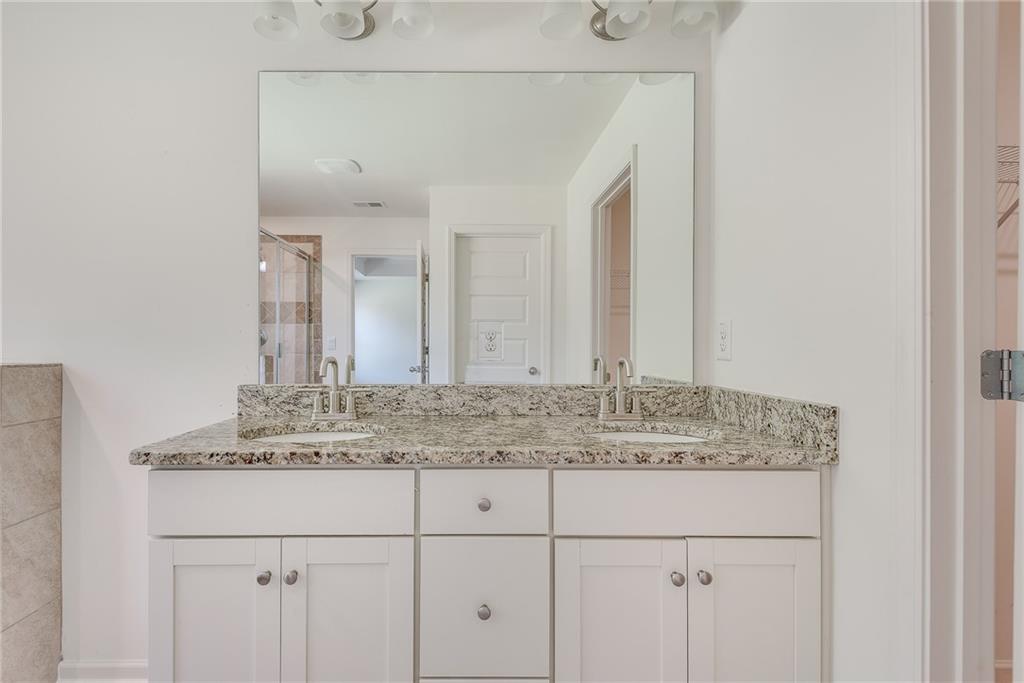 1440 Trident Maple Property Photo 38