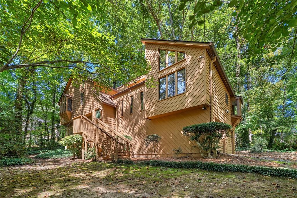 3390 Woodrun Trail Property Photo 1
