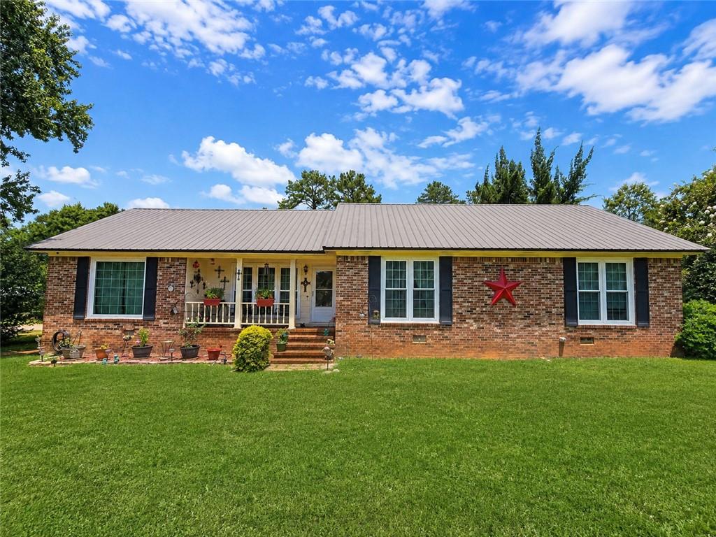 3511 W Surrey Road Property Photo 1