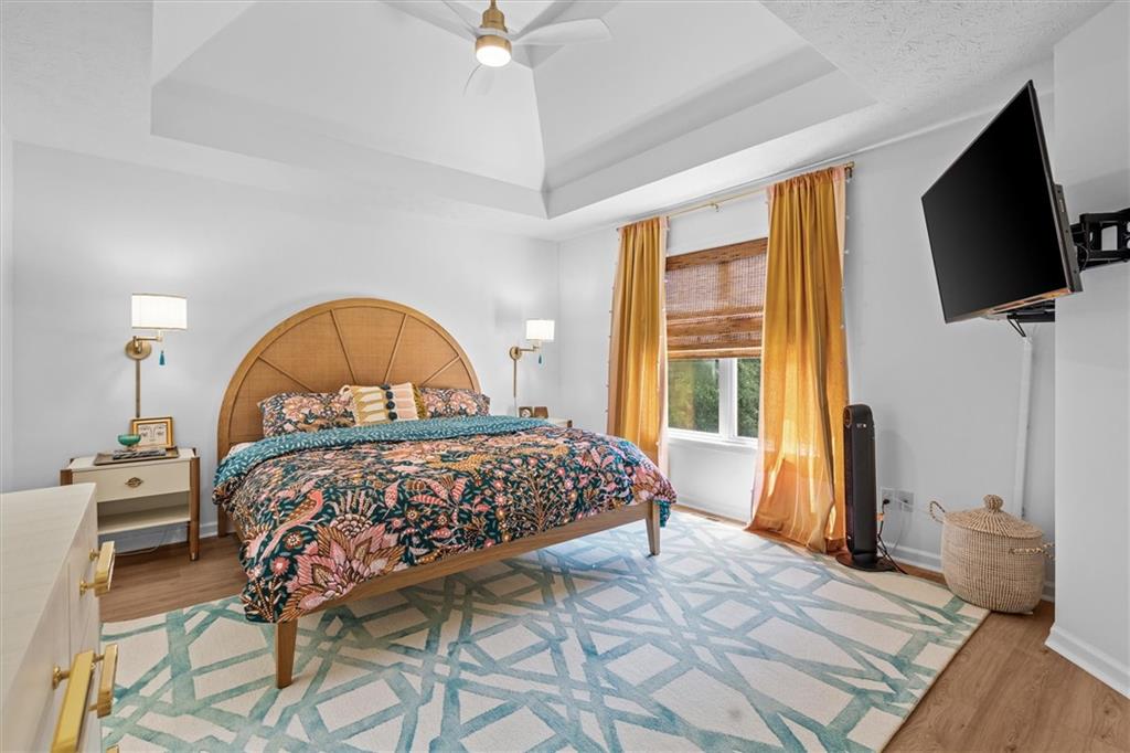 7828208 Property Photo 23
