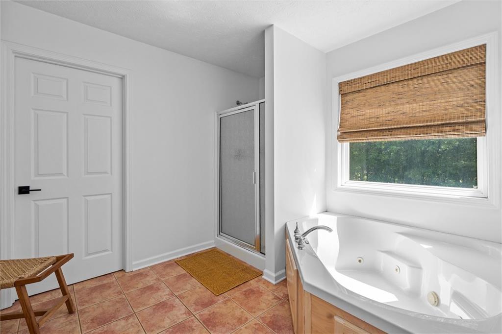 7828208 Property Photo 27