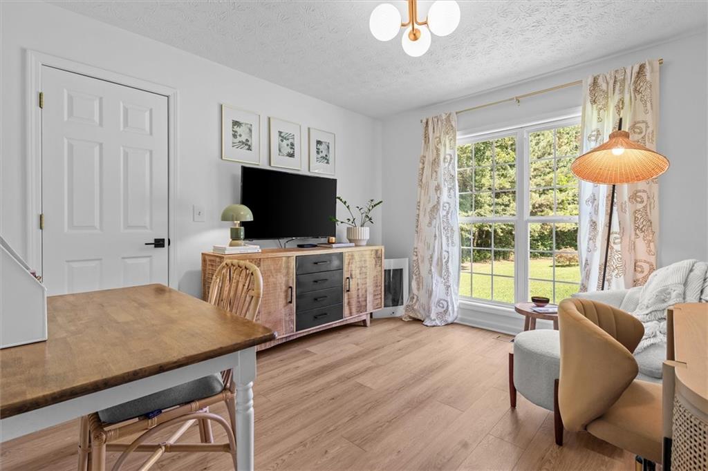 7828208 Property Photo 30