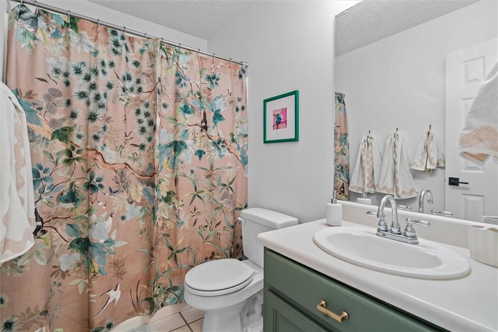 7828208 Property Photo 32