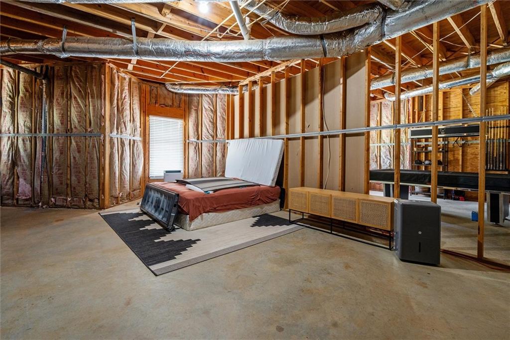 7828208 Property Photo 36