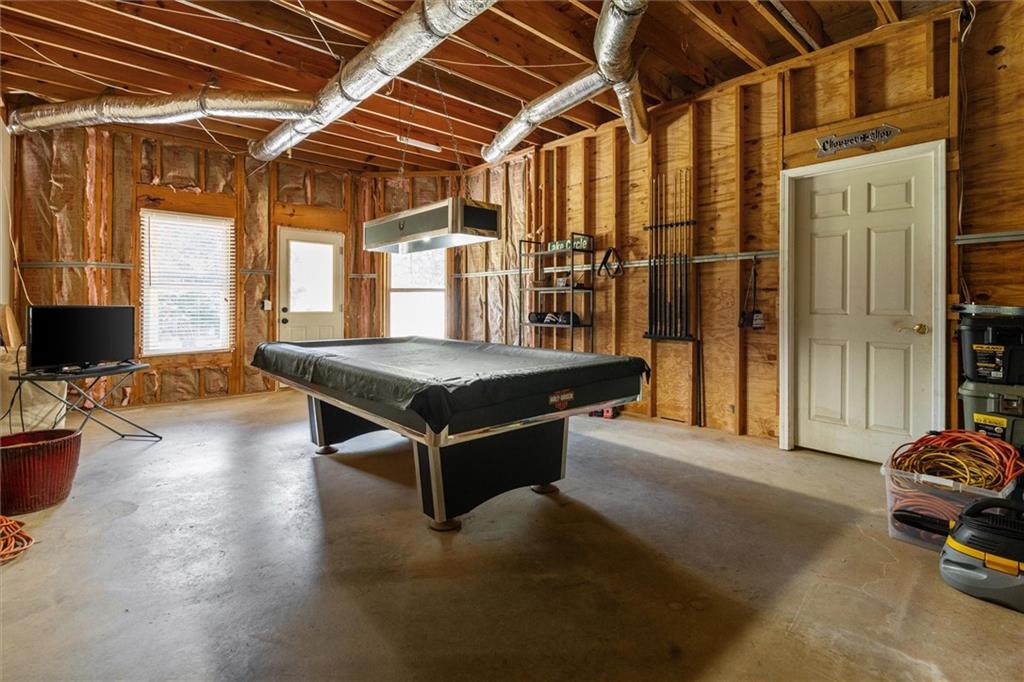 7828208 Property Photo 38