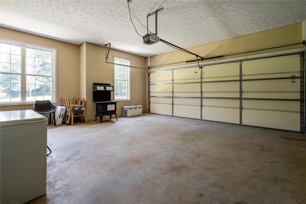7828208 Property Photo 39