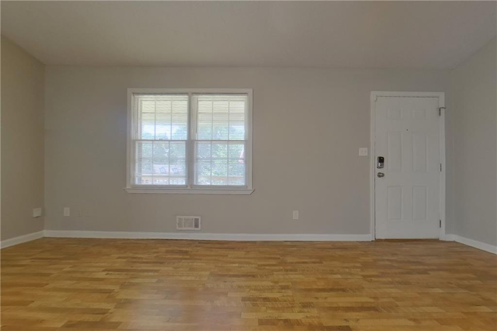 7828211 Property Photo 3