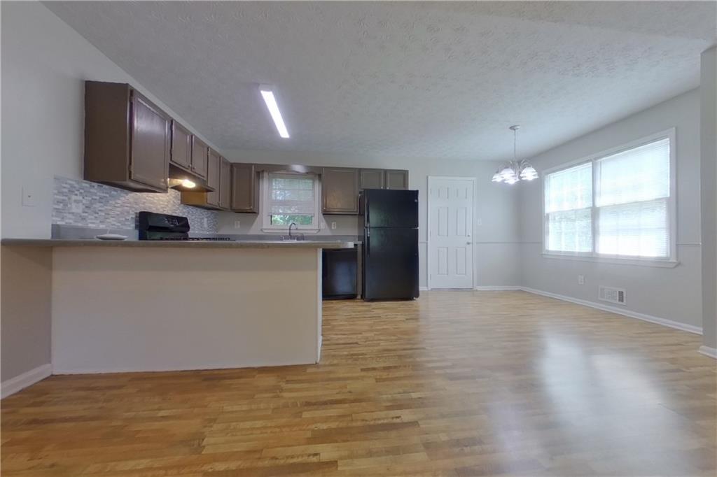 7828211 Property Photo 4