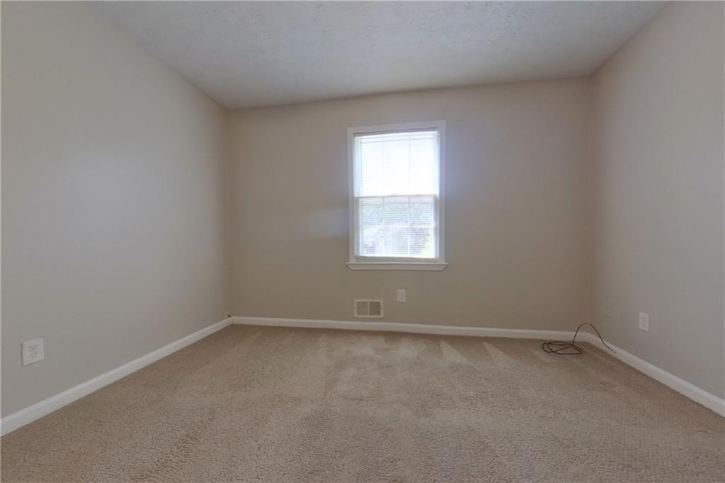 7828211 Property Photo 6