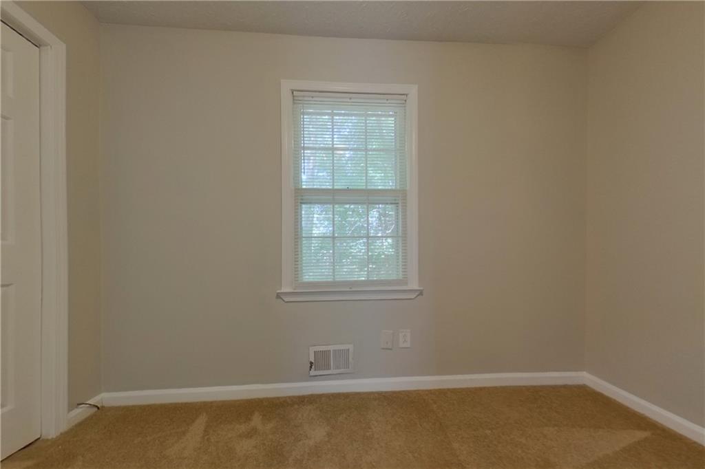 7828211 Property Photo 11
