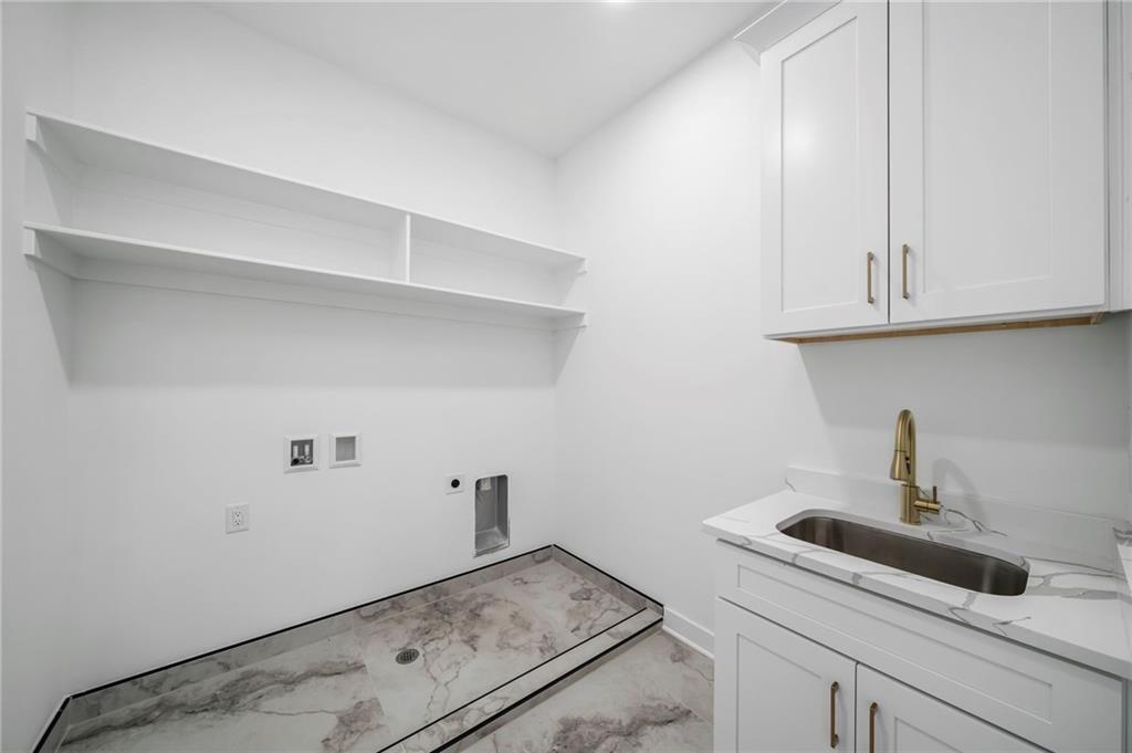 403 Thunder Road Property Photo 45
