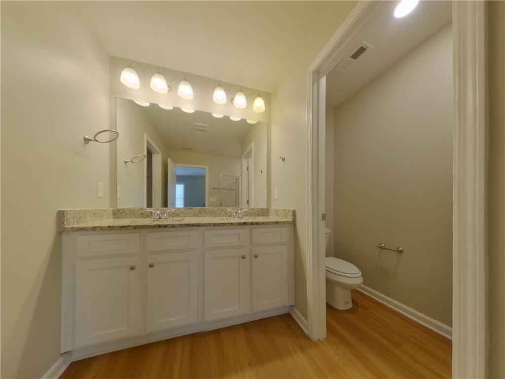 7828311 Property Photo 8
