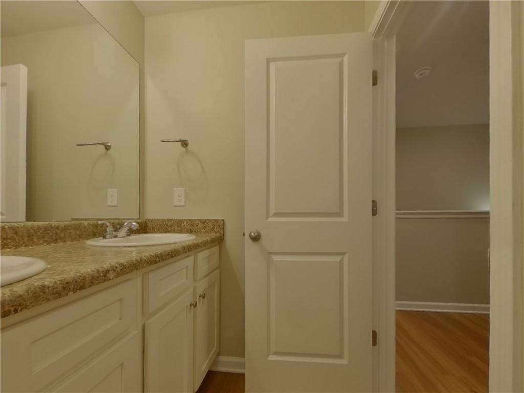 7828311 Property Photo 14