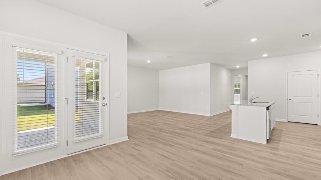 104 Babcock Drive Ne Property Photo 10