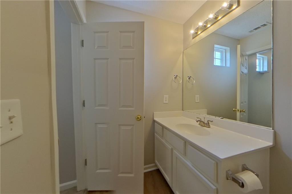 7828361 Property Photo 7