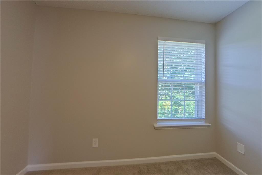 7828361 Property Photo 12