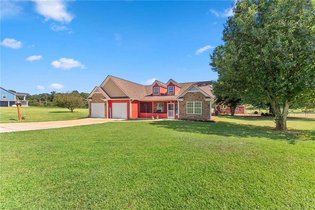 286 Middle Fork Lane Property Photo 4